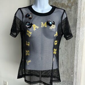 Unique mesh crew neck shirt “The Hamptons’- size small